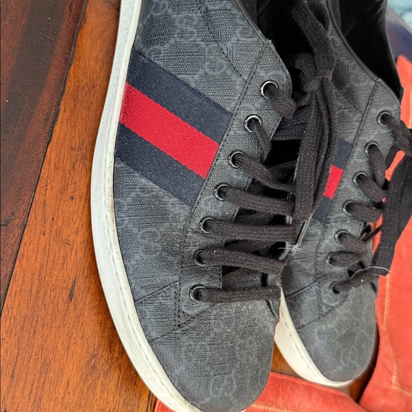 Men's Ace GG Gucci Supreme Sneaker Size 12 - Picture 8 of 8